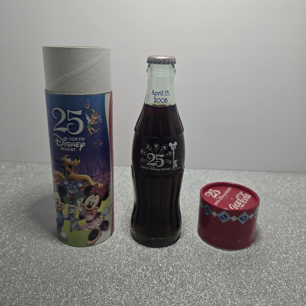 Tokyo Disney Resort 25th Anniversary Coca Cola Bottle And Case